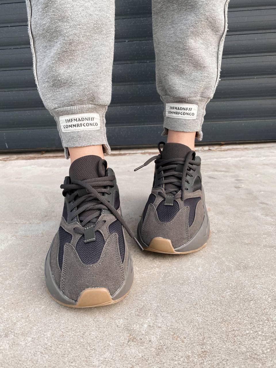 Adidas Yeezy Boost 700 V1 Wave Runner «Black Raw Rubber» 2