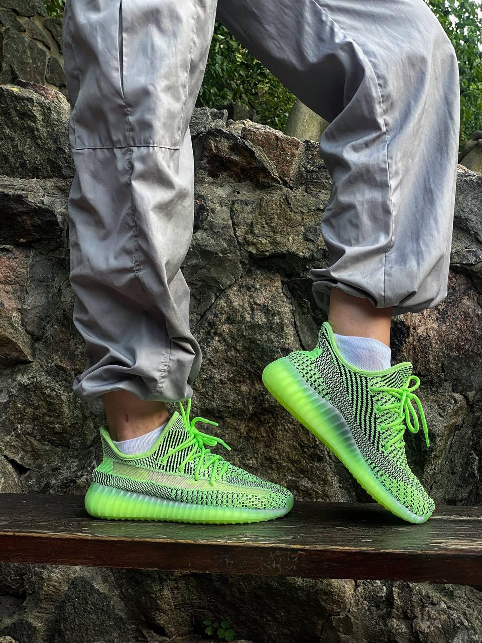 Adidas Yeezy Boost 350 v2 Yeezreel