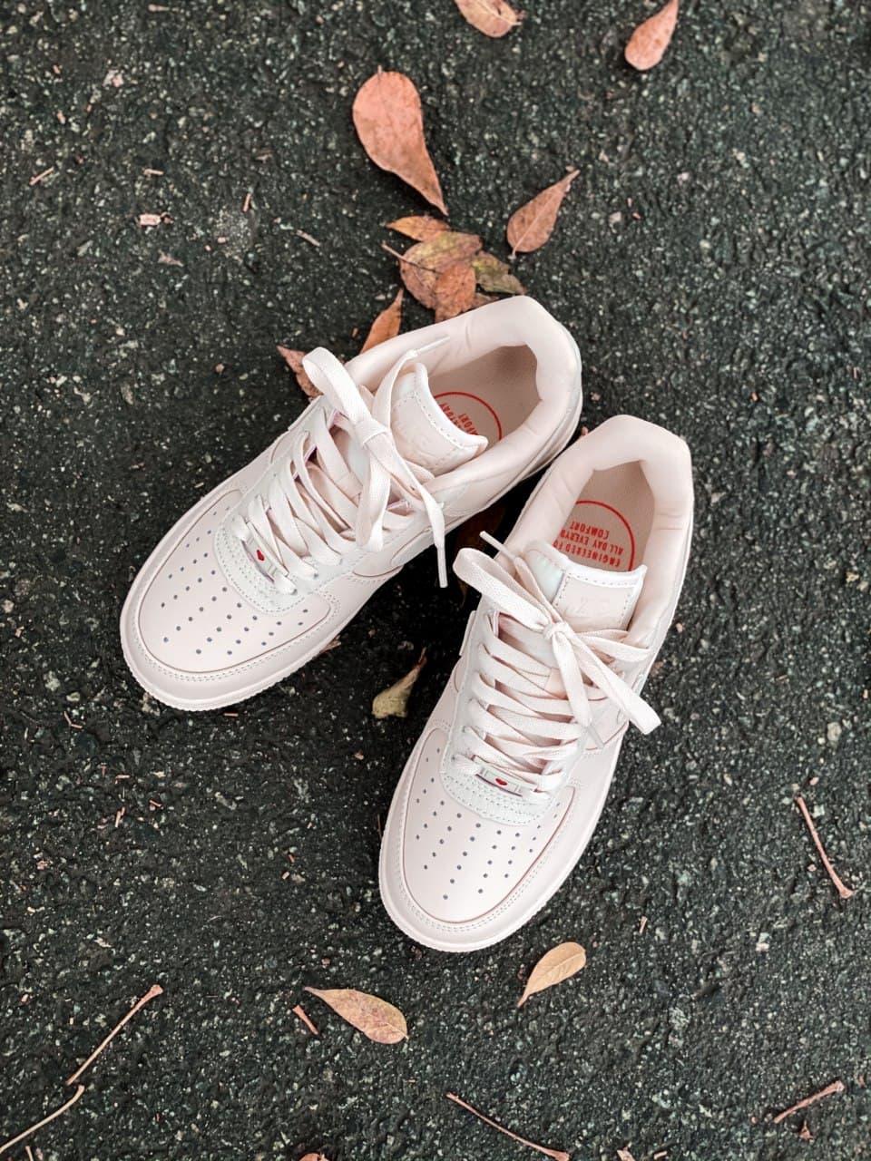 Nike Air Force 1 Beige Love