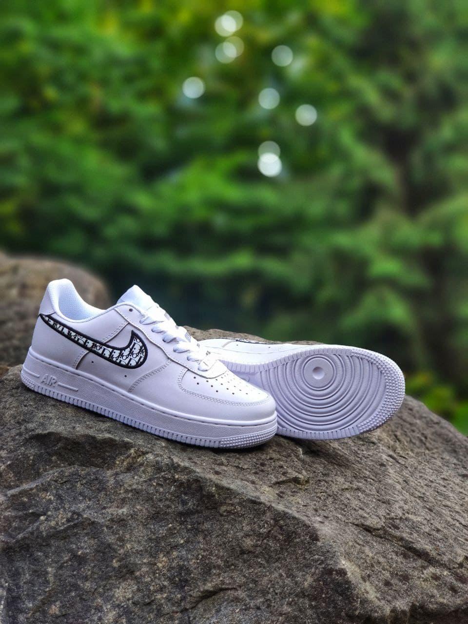 Nike Air Force 1 Dior 3