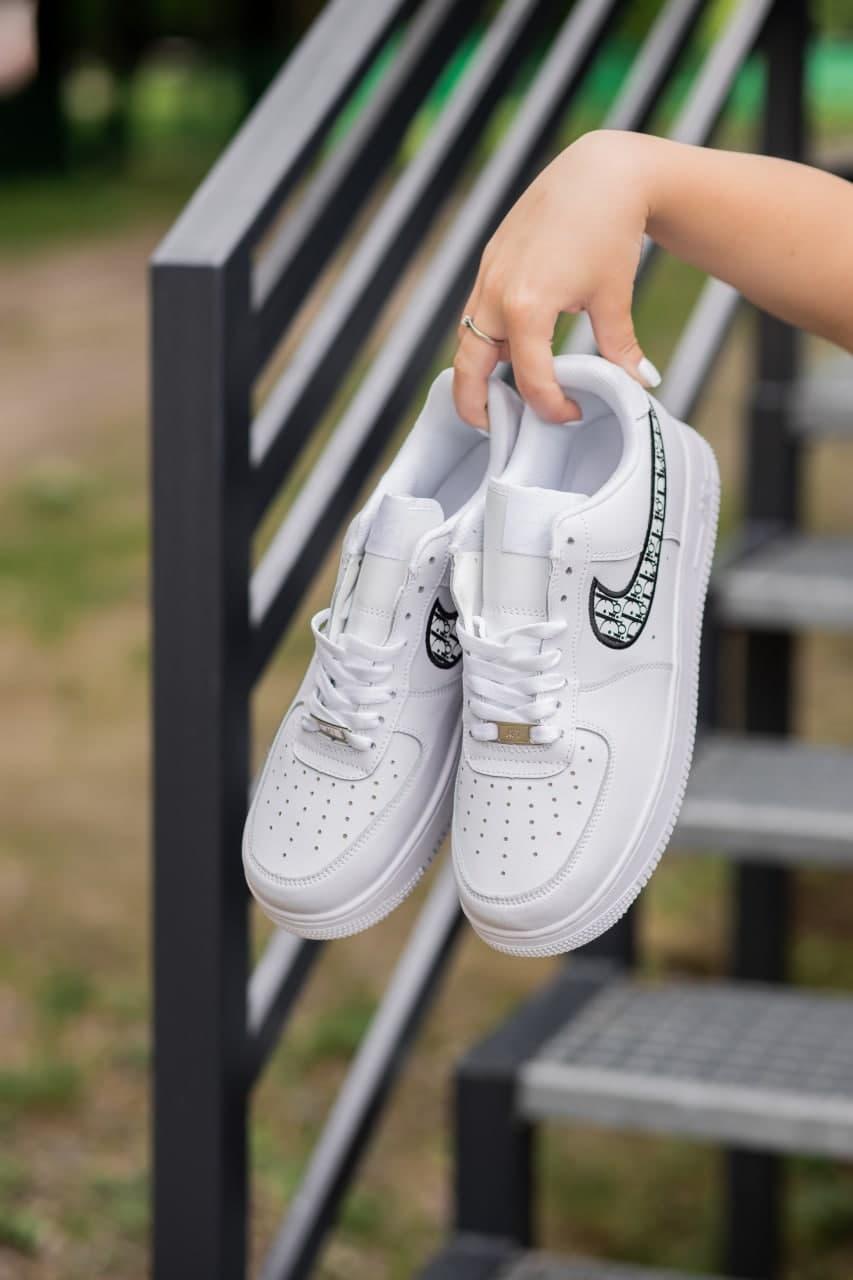 Nike Air Force 1 Dior 3