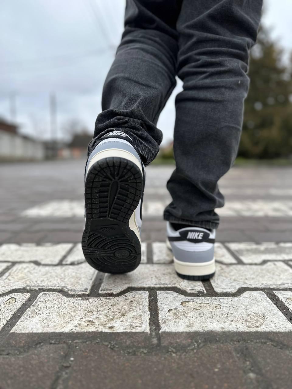 Nike Dunk Low Light Smoke Grey