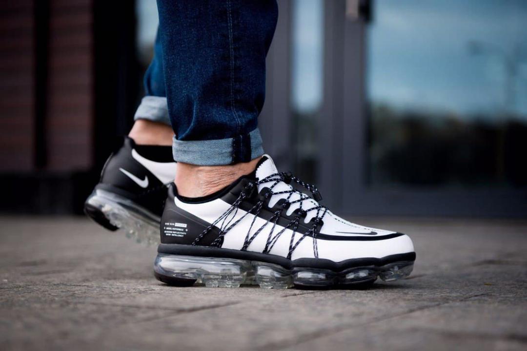 Nike Vapor Max Plus 2019 Pink White Black 1