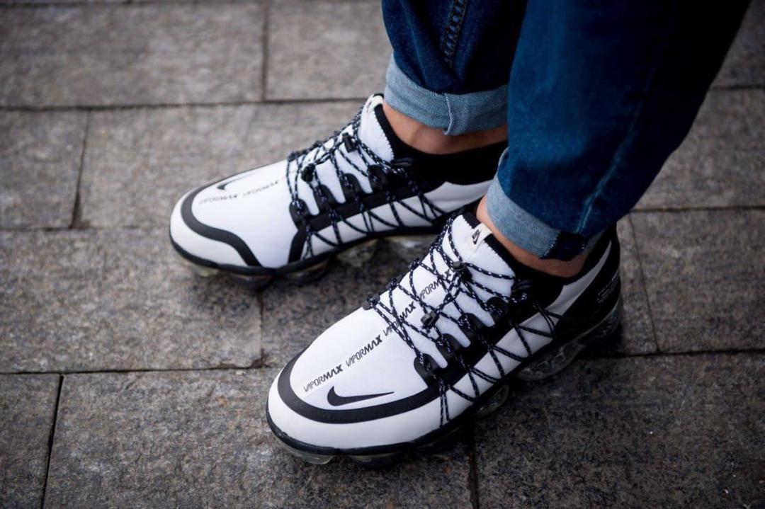 Nike Vapor Max Plus 2019 Pink White Black 1