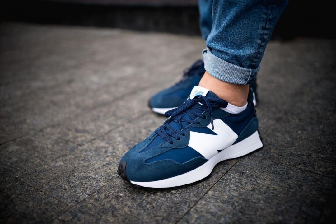 New Balance 327 Blue