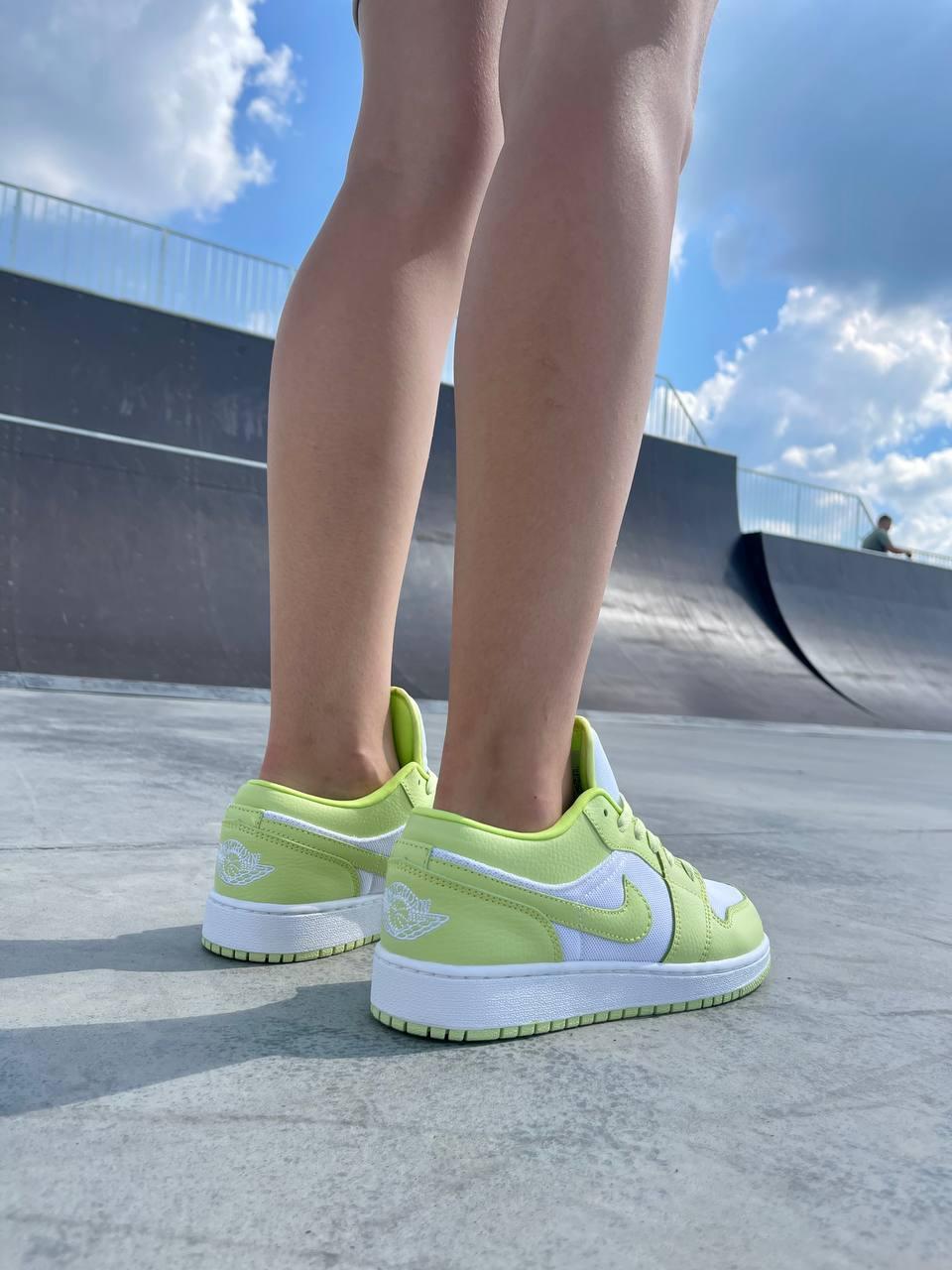 Nike Air Jordan Retro 1 Low Lime Light