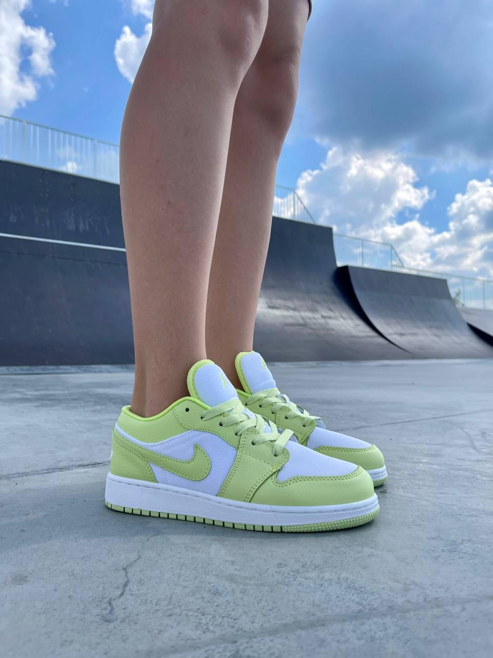 Nike Air Jordan Retro 1 Low Lime Light