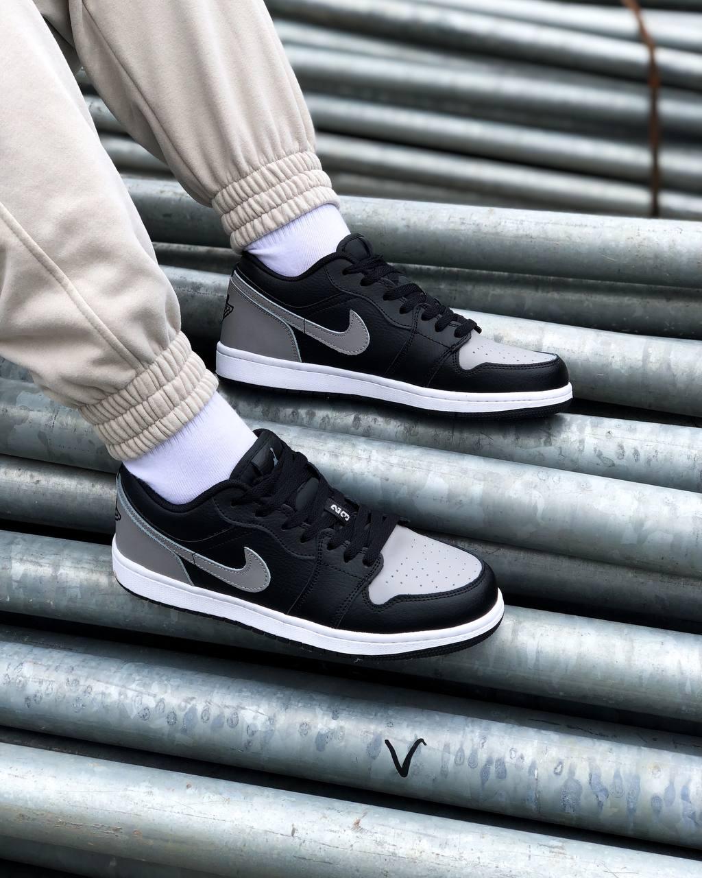 Nike Air Jordan Retro 1 Low Black Grey White 1