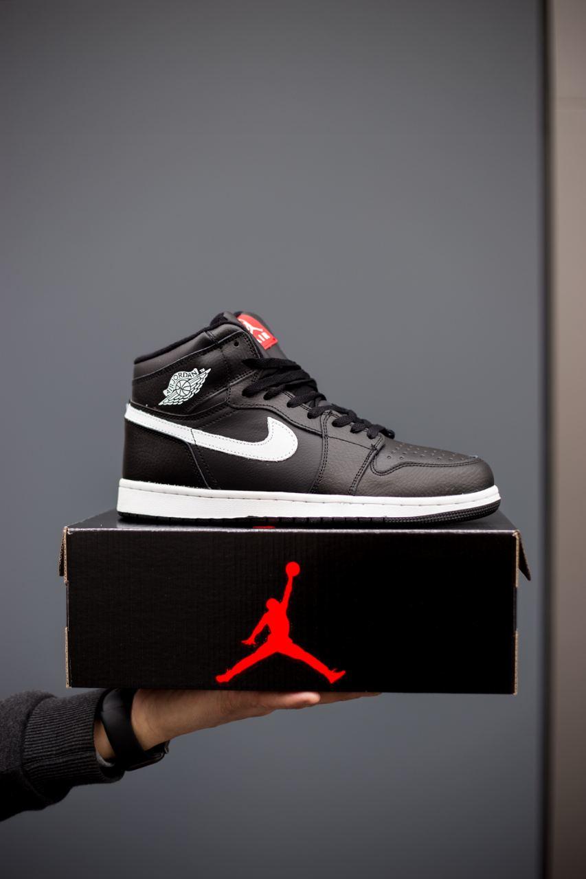 Nike Air Jordan 1 High Black White Winter