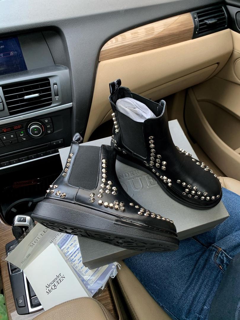 Alexander McQueen Boots Chelsea Black