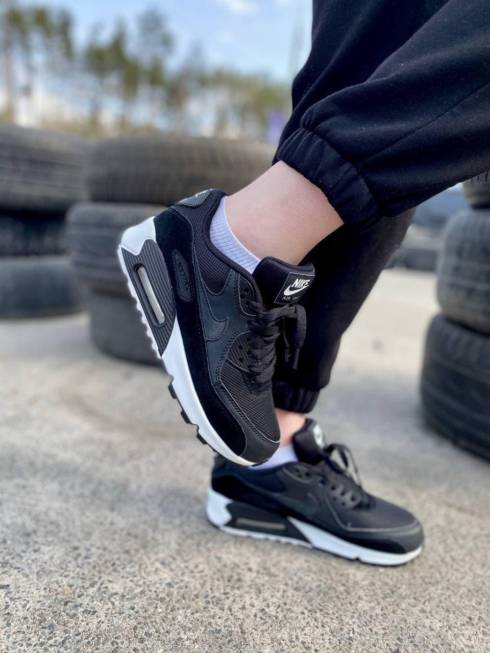 Nike Air Max 90 Black White 1