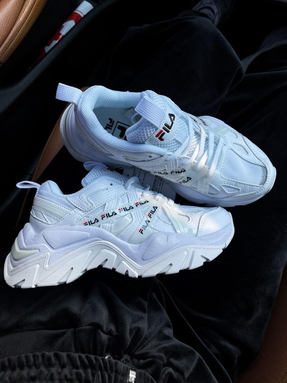 Fila White v2