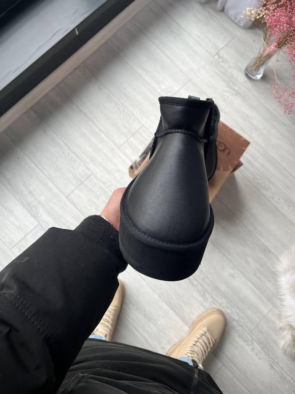 UGG Ultra Mini Platform Black v2