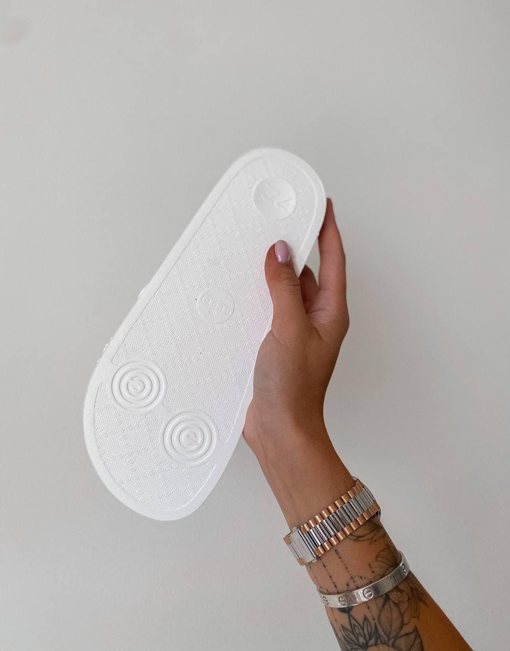 Gucci White 1