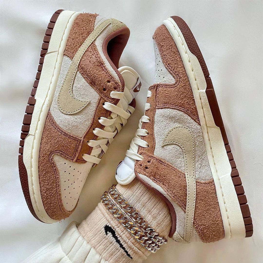 Nike Dunk Low Medium Curry