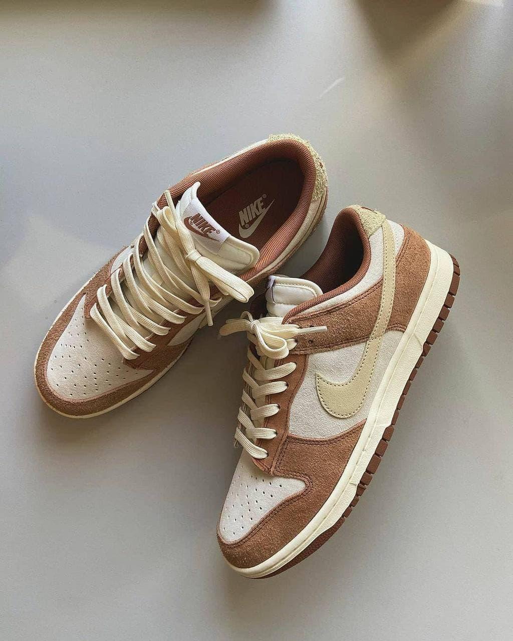 Nike Dunk Low Medium Curry