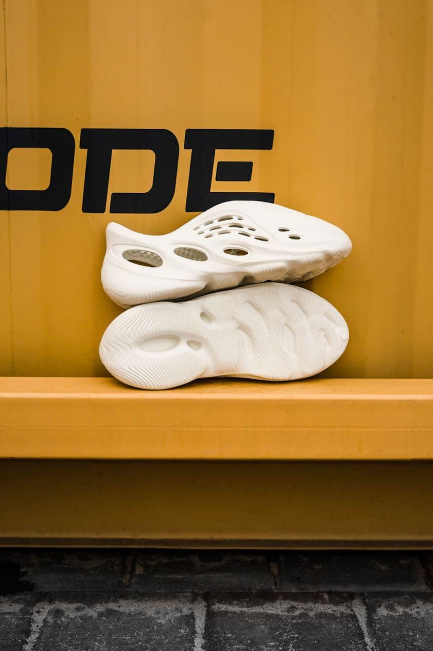 Adidas Yeezy Foam Runner White