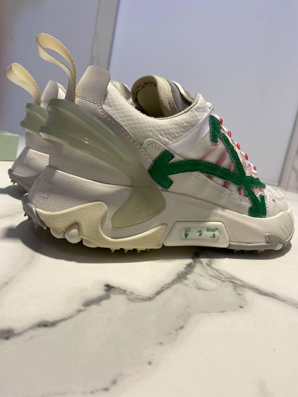 OFFxWHITE Odsy 2000 White