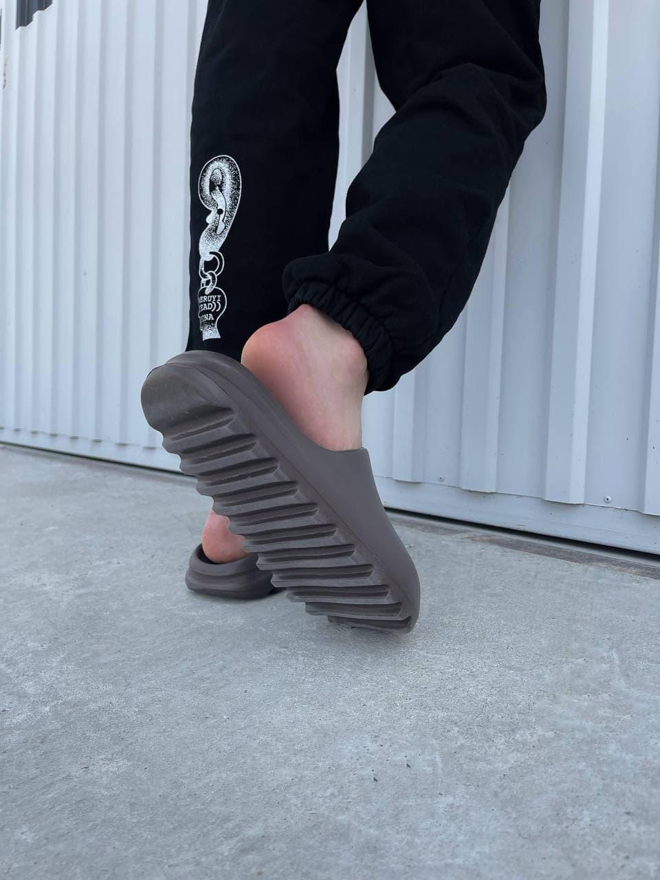 Adidas Yeezy Slide Soot