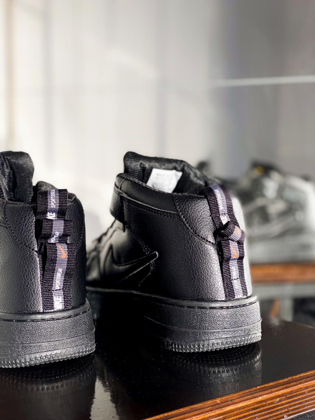 Nike Air Force TM High All Black