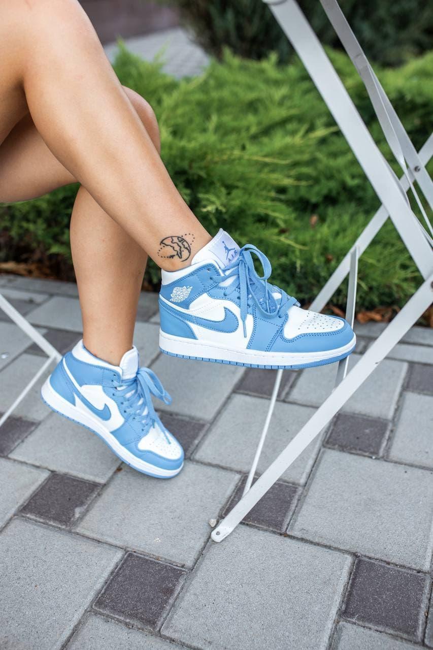 Nike Air Jordan 1 Retro Mid Blue White 2