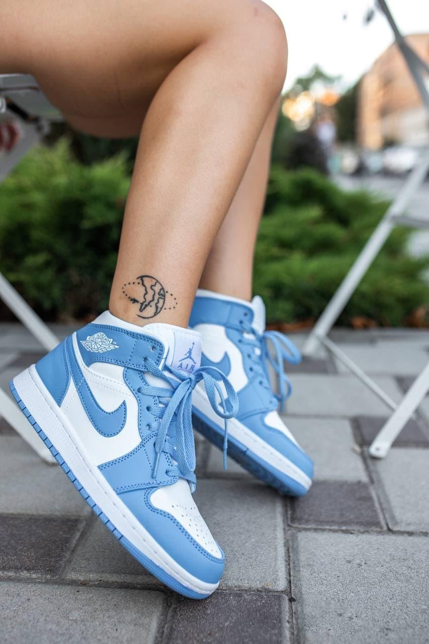 Nike Air Jordan 1 Retro Mid Blue White 2