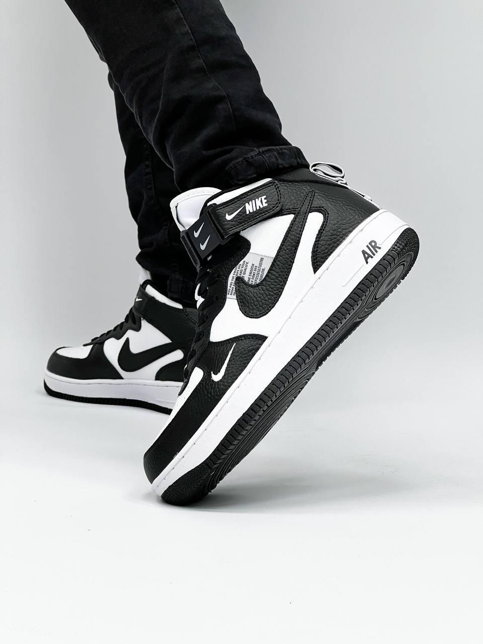Nike Air force1 Mid lv8 utility Black White