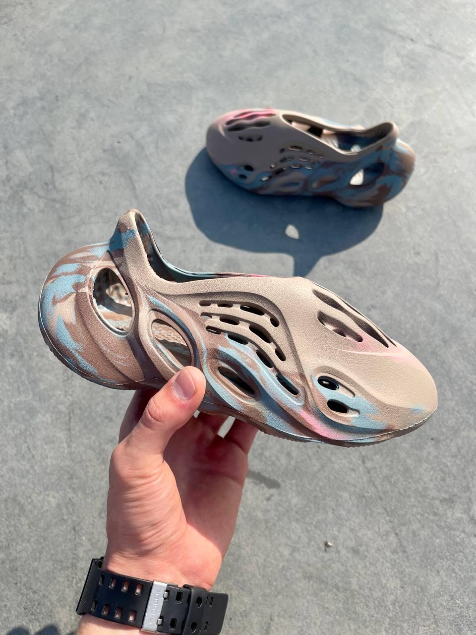 Adidas Yeezy Foam Runner MX Sand Grey