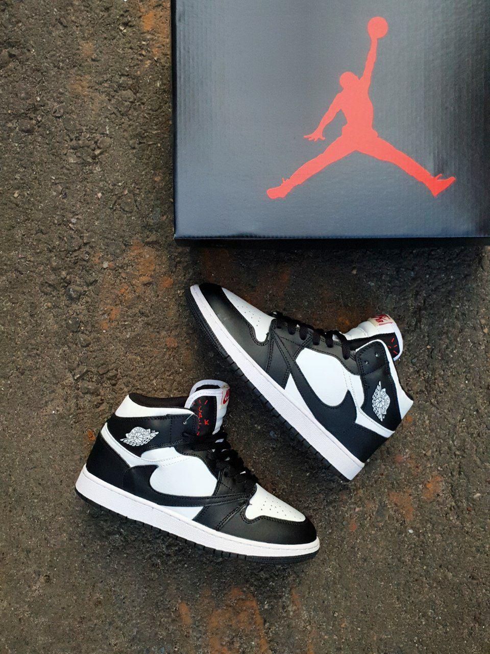 Nike Air Jordan 1 High × Travis Scot Black White