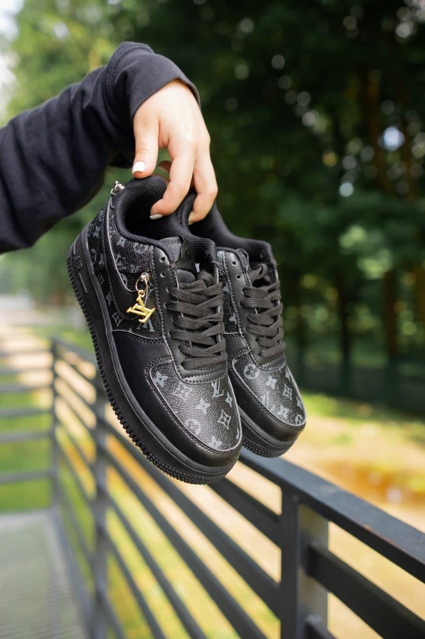 Nike Air Force 1 Black X LV