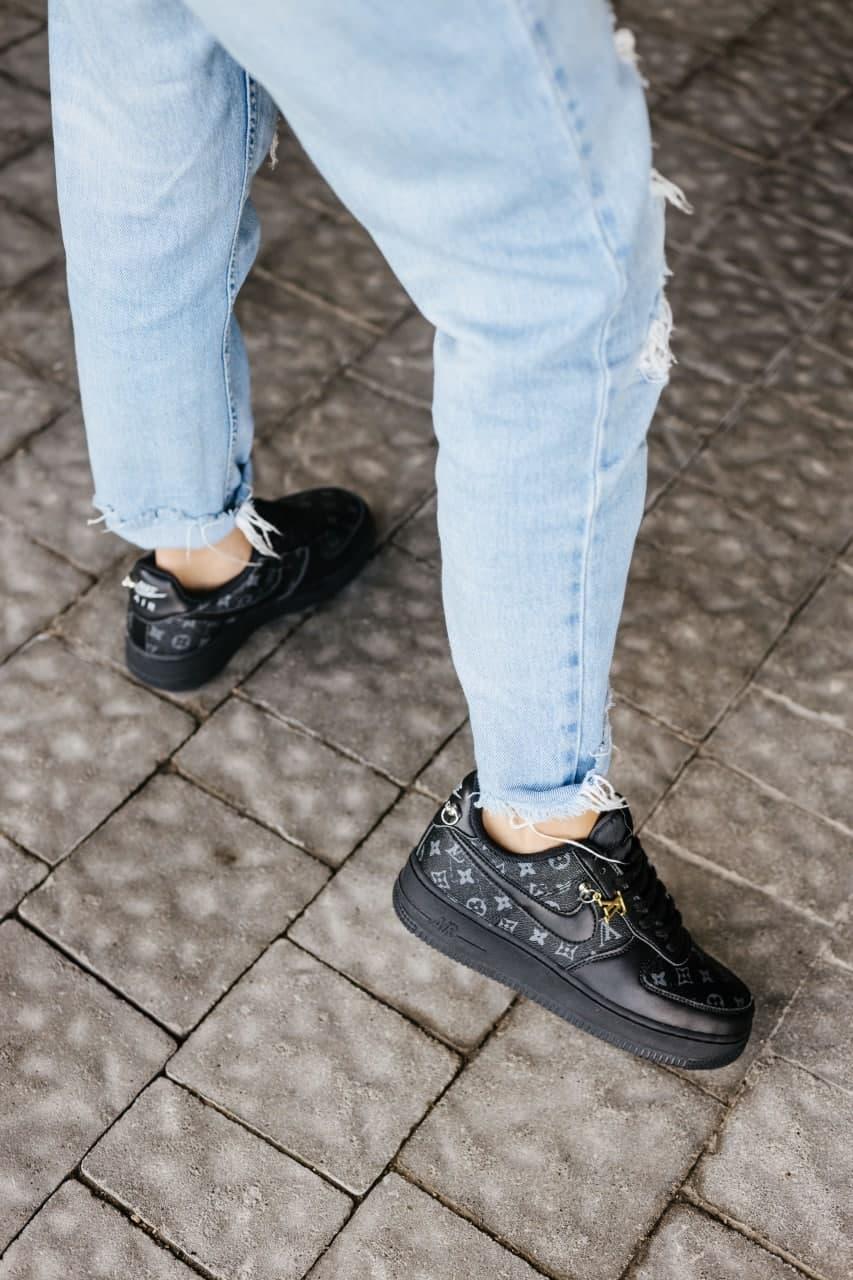Nike Air Force 1 Black X LV