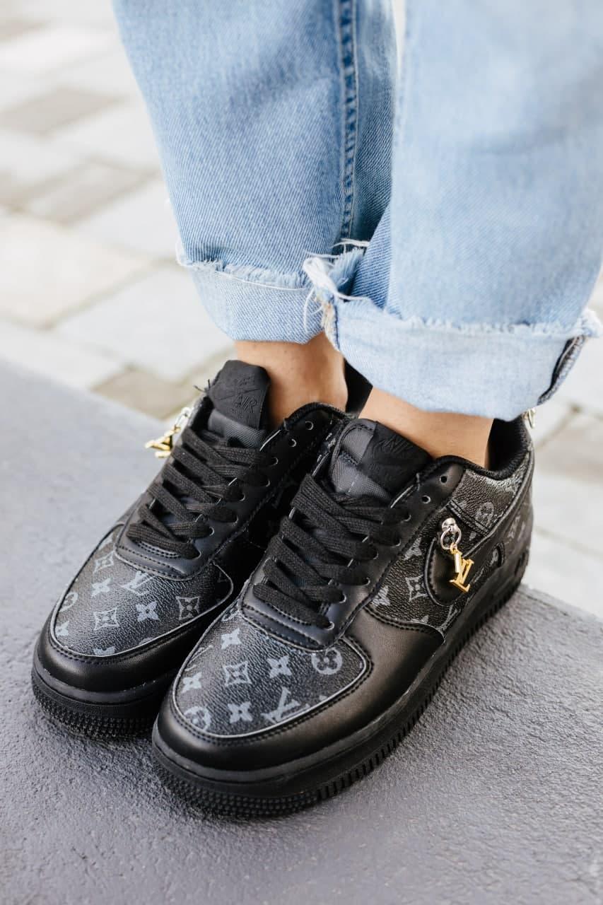 Nike Air Force 1 Black X LV