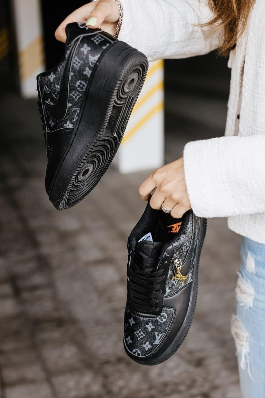 Nike Air Force 1 Black X LV