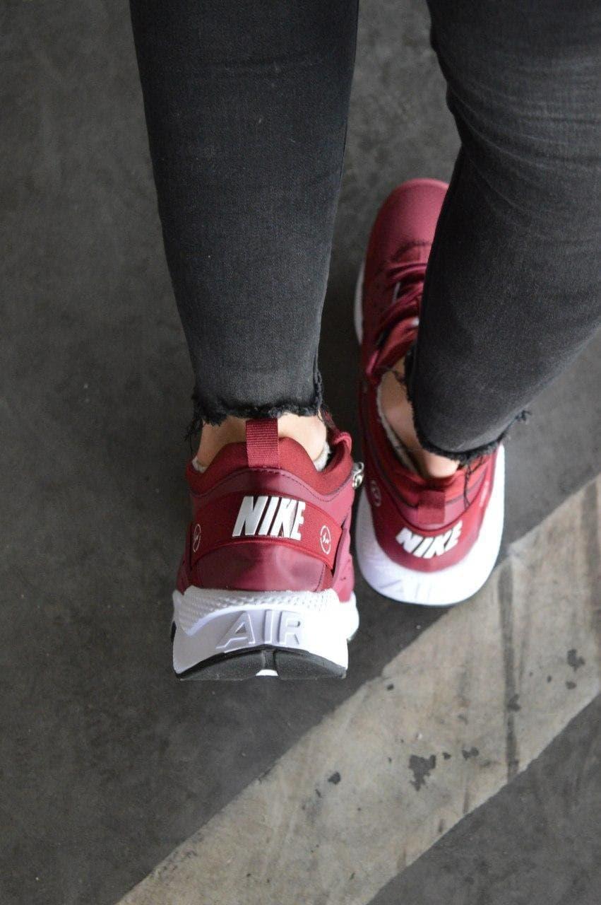 Nike Huarache Red White