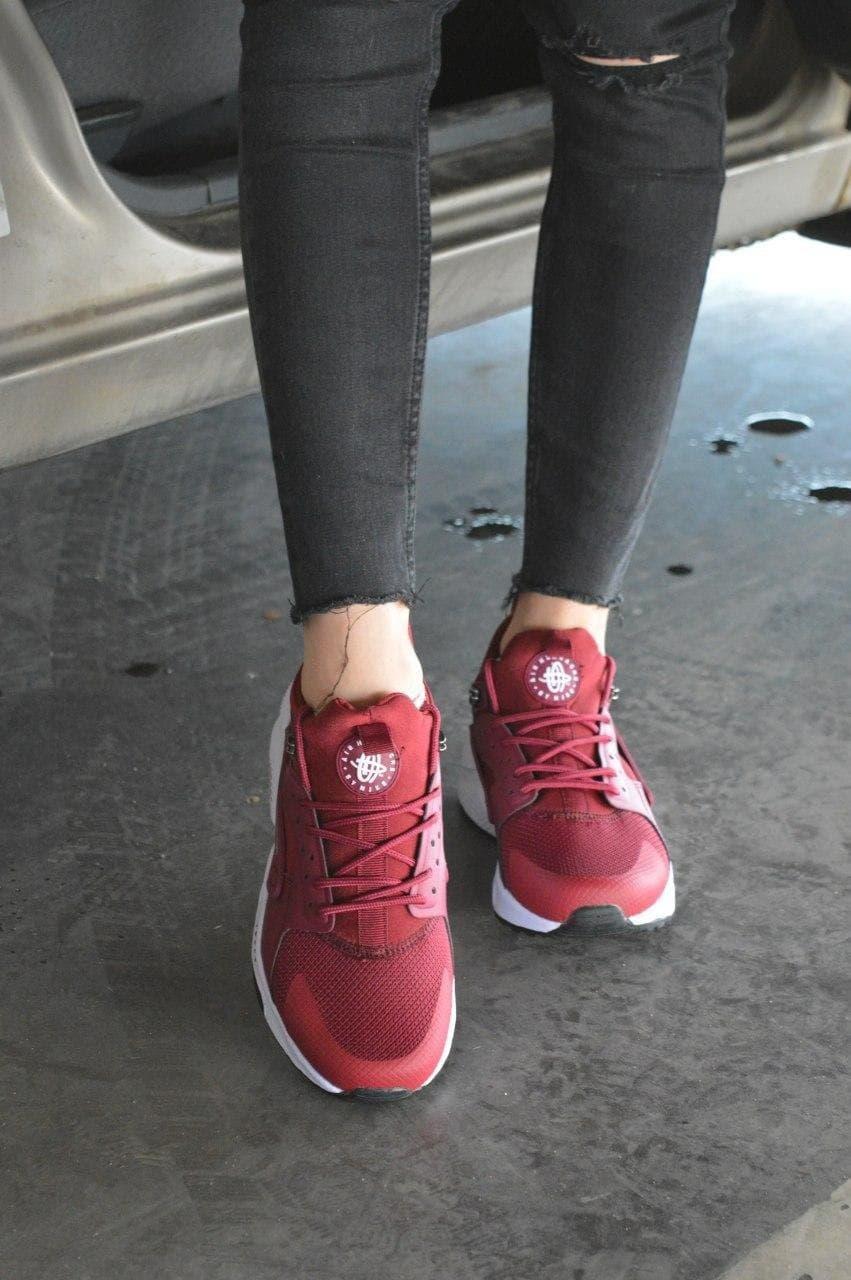 Nike Huarache Red White