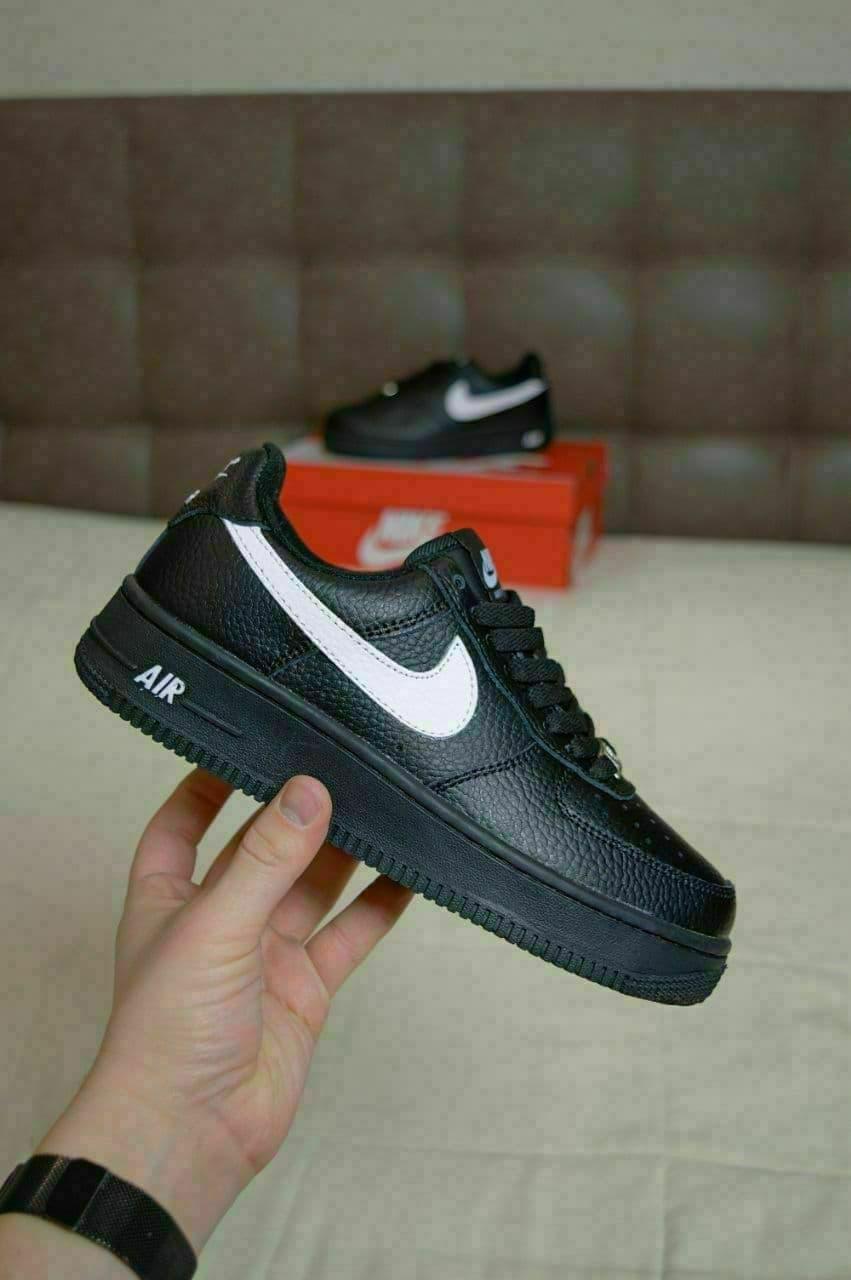 Nike Utiliti Low Winter Black «White Logo» 2