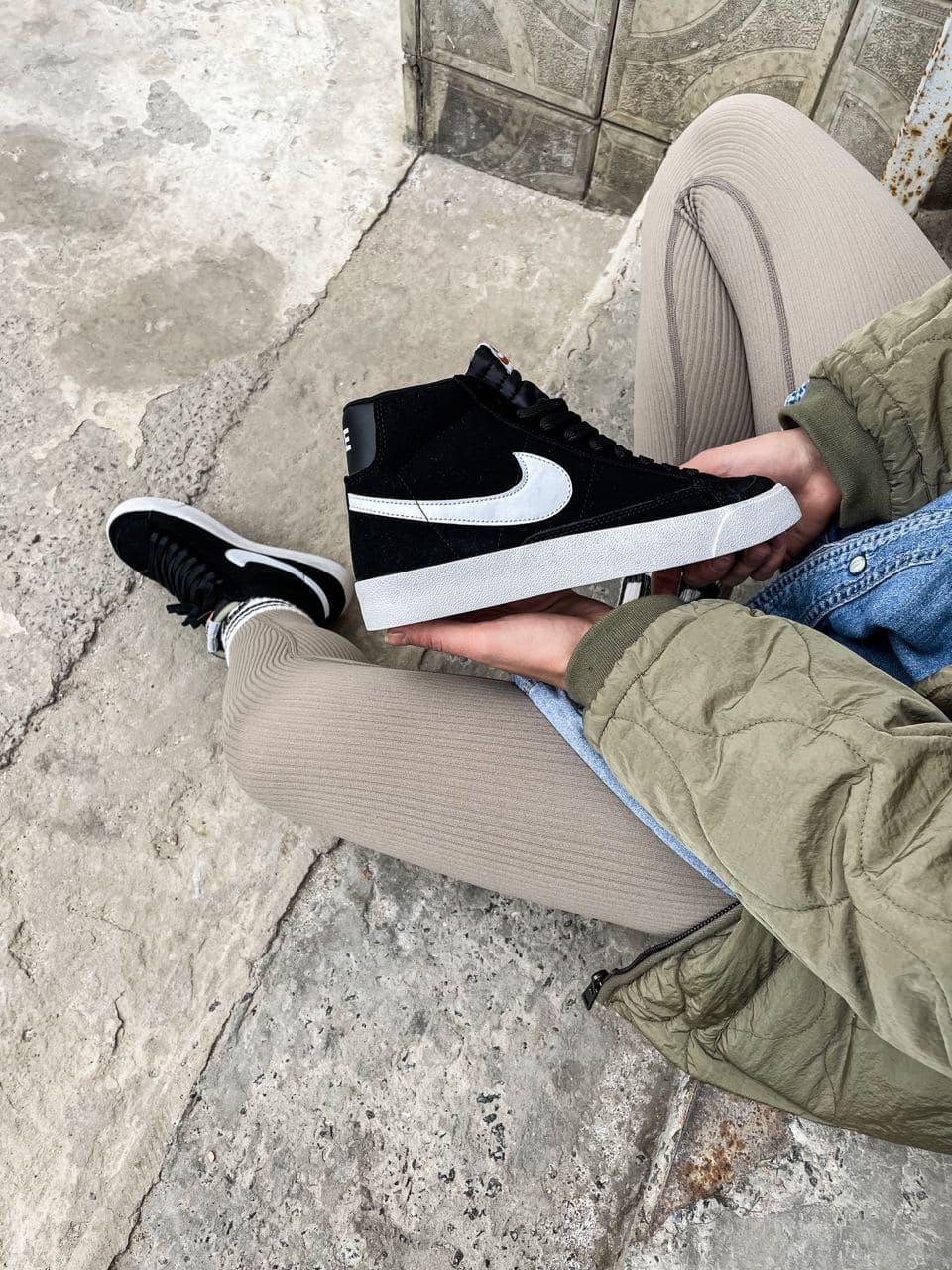 Nike Blazer Black White 1