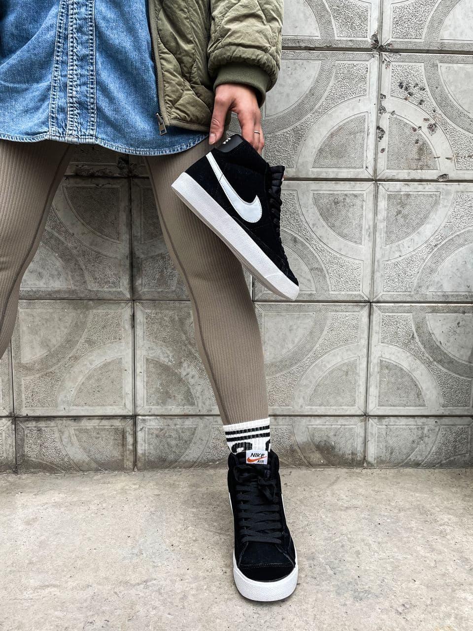 Nike Blazer Black White 1