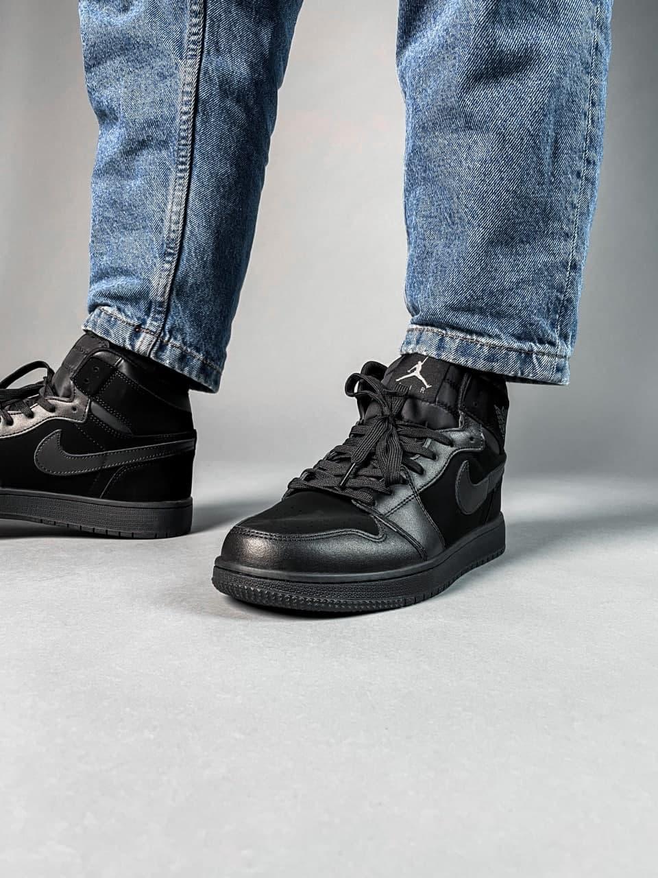 Nike Air Jordan 1 High Black 1