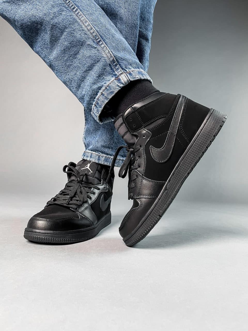 Nike Air Jordan 1 High Black 1