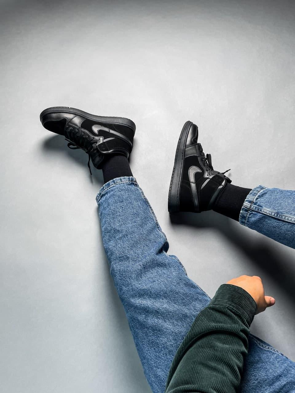 Nike Air Jordan 1 High Black 1