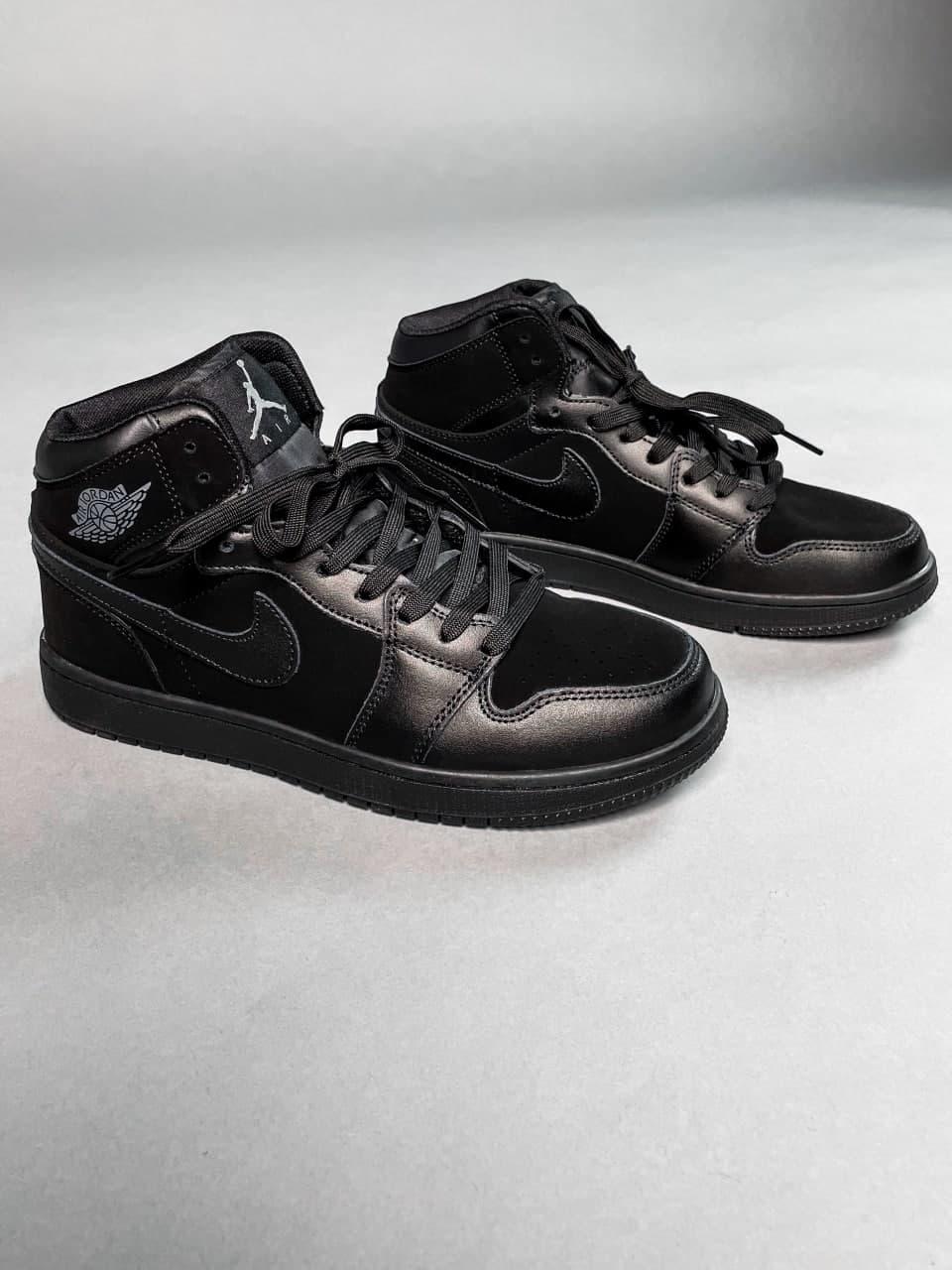 Nike Air Jordan 1 High Black 1