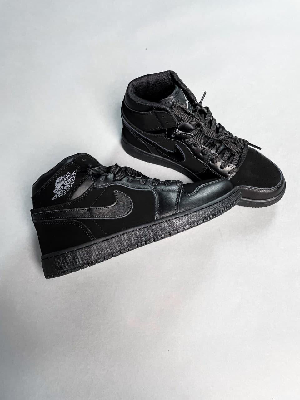 Nike Air Jordan 1 High Black 1