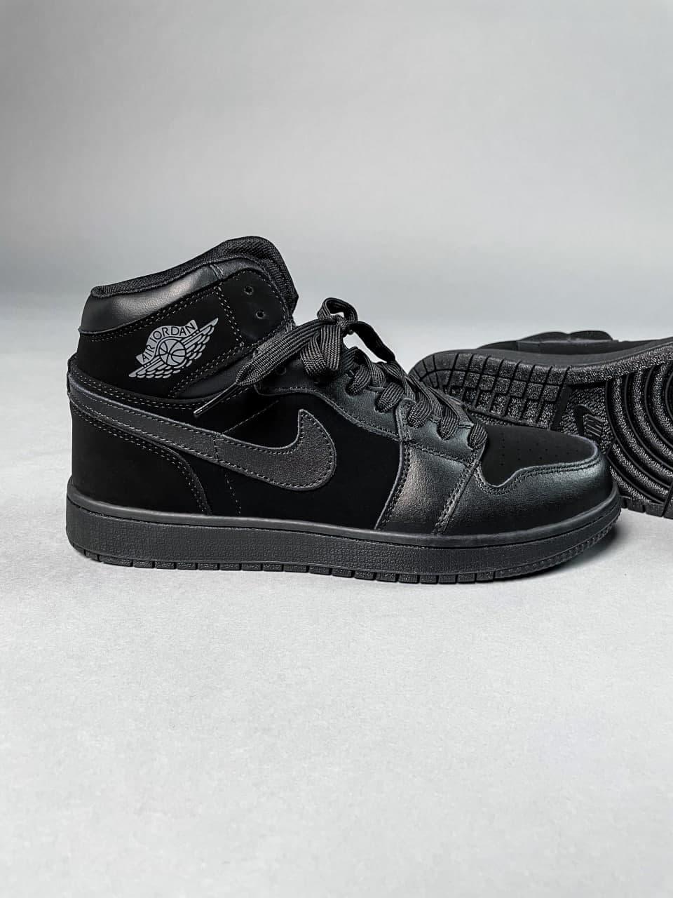 Nike Air Jordan 1 High Black 1