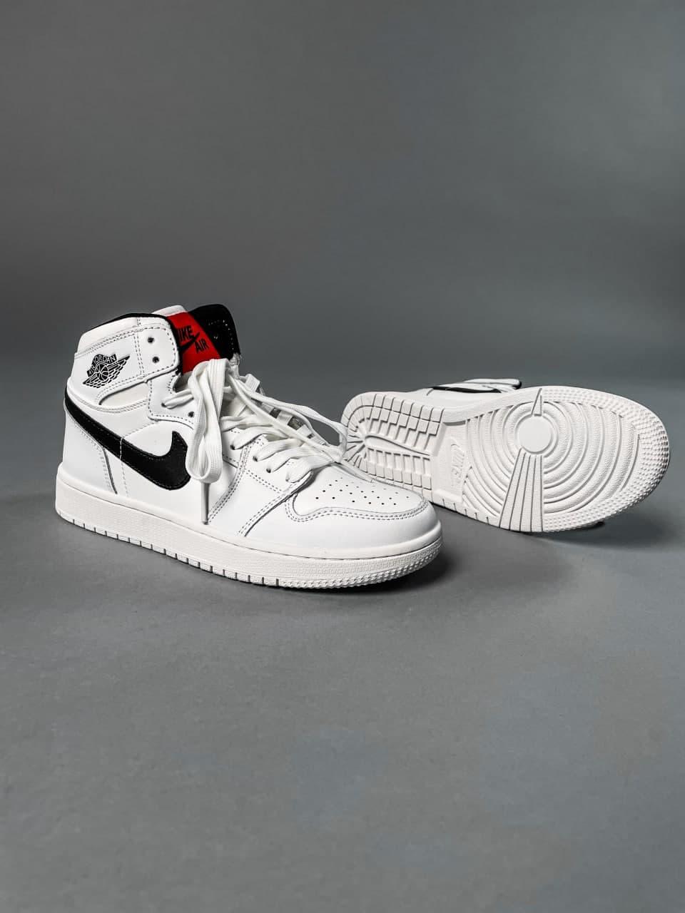 Nike Air Jordan 1 Retro High White «Black Logo» 1