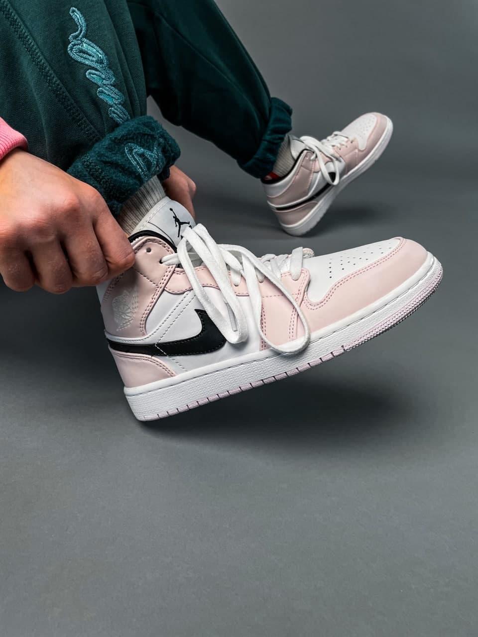 Nike Air Jordan 1 High Barely Rose