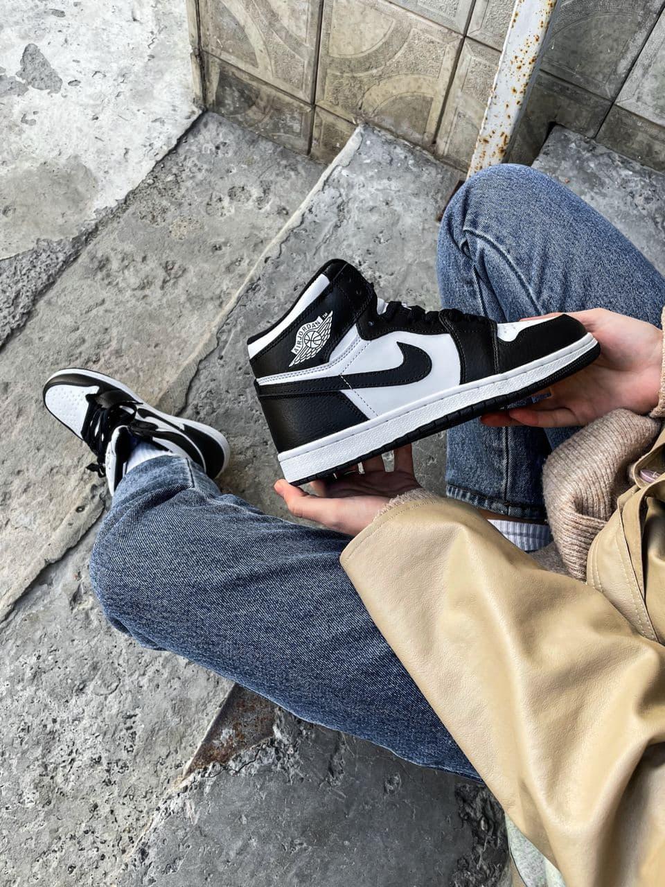 Nike Air Jordan Retro 1 High Fur Black White