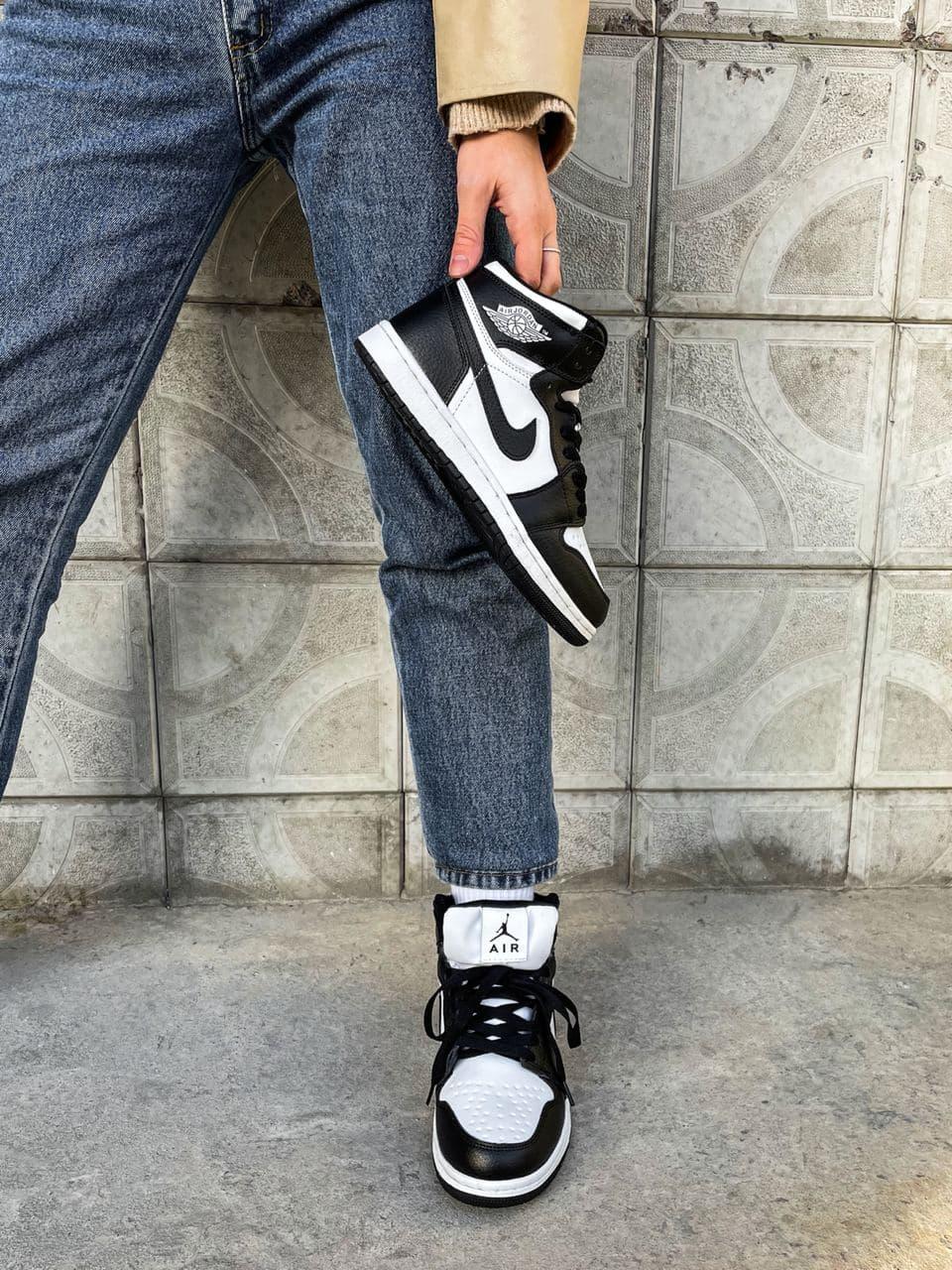 Nike Air Jordan Retro 1 High Fur Black White