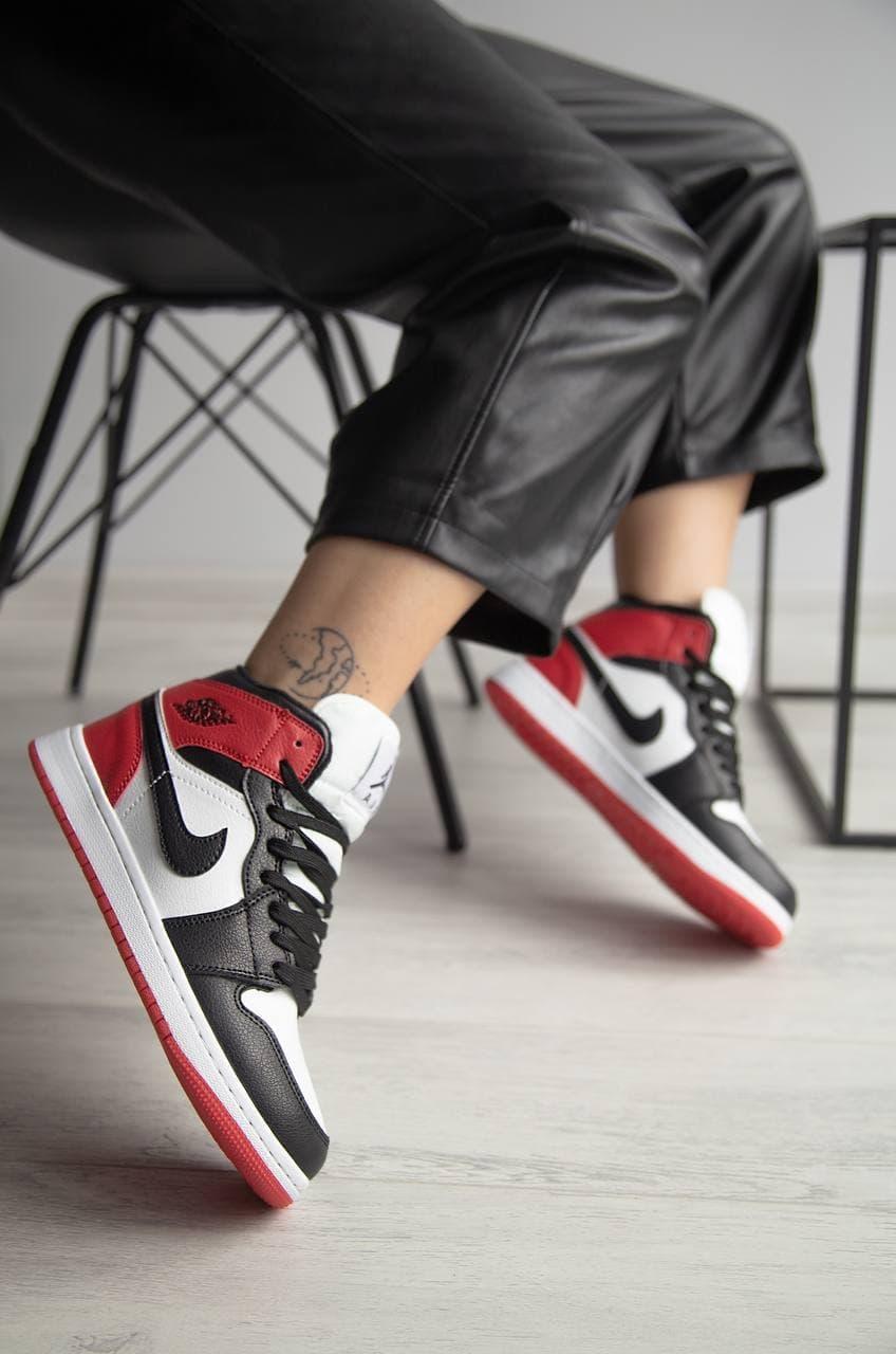 Nike Air Jordan 1 Retro Mid Red White Black Fur