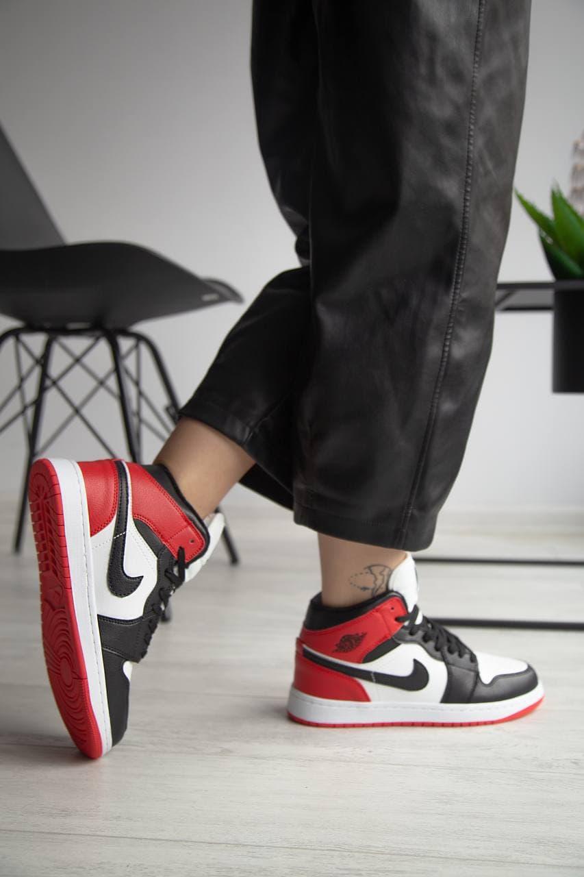 Nike Air Jordan 1 Retro Mid Red White Black Fur